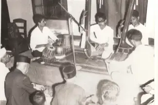 002 Torvi ji singing before Gururao